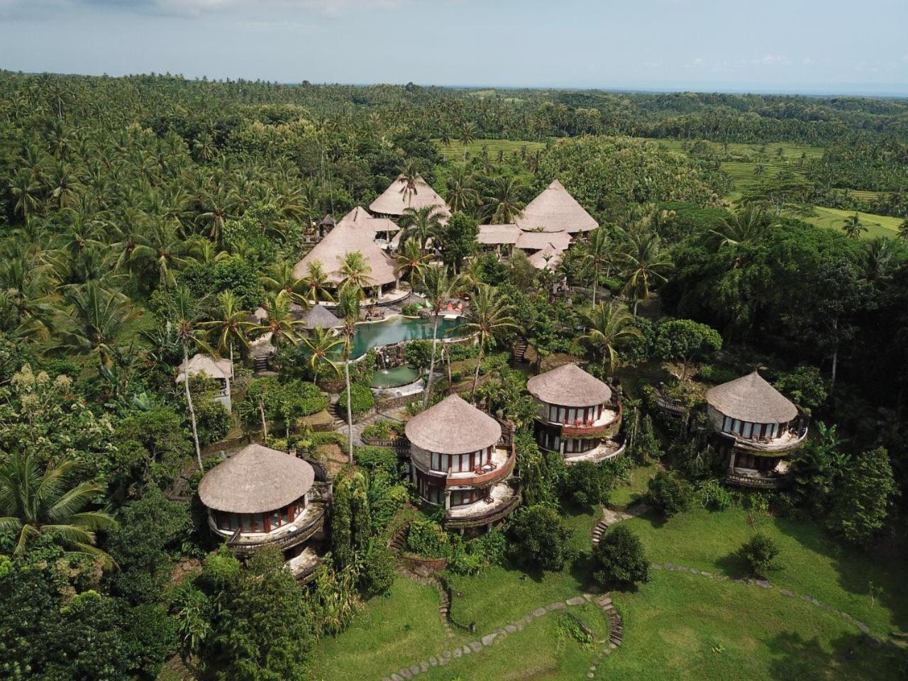 Taman Wana Resort Palasari Negara  Exterior photo